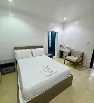 Kwara Apartamento | Daffodil House 3 Bed Terrace in Lekki Phase 1 with 24hr Light & Security