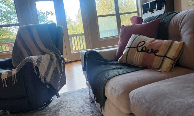Dahlonega Casa | Dahlonega home - EV Charger - Coffee Bar