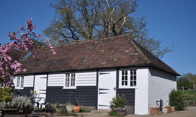 Tonbridge Cabaña | ***** Dairy Cottage *****, Hamptons Farmhouse, Vacaciones para niños
