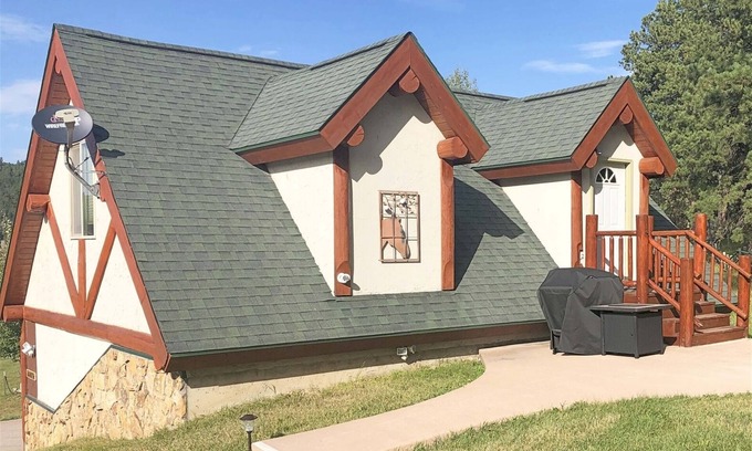 Rapid City Casa | NUEVO a VRBO Dakota Cabin