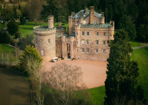 Bonnyrigg Hotel | Dalhousie Castle Hotel