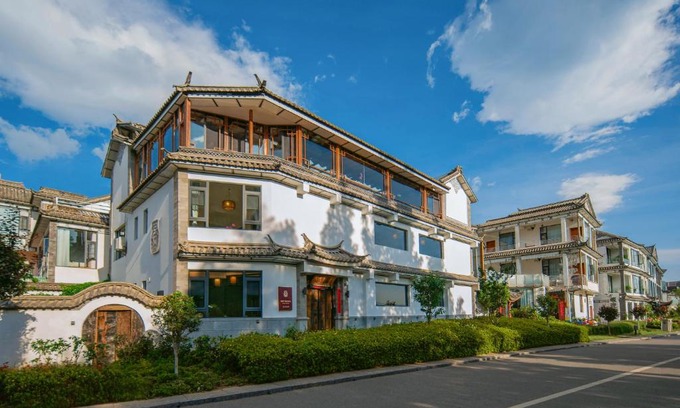 Caicun Casa | Dali Yanyuan Erhai Retreat