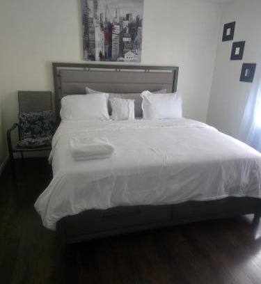 Brantford Casa | Damian palace