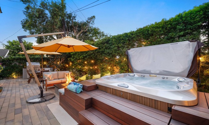 Lantern District Casa | Dana Dream Coastal Retreat