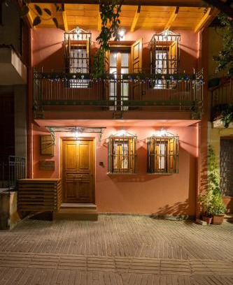 Ioannina Town Centre Villa | Dandy Villas Ioannina -Colorful Boutique House-in Old Town-Cozy