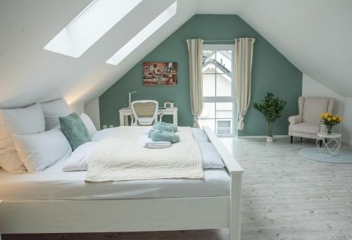 Straßenhaus Apartamento | DANESSI-25Min bis Koblenz,Familie,Balkon,Parkplatz,Top Ausstattung,2 Bäder,Waschmaschine,Spülmaschine,Arbeitsplatz-Perfekt für Urlaub und Business mit der Familie