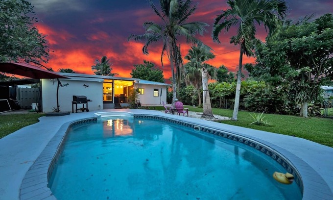 Melaleuca Gardens Casa | Dania Beach - Paradise House