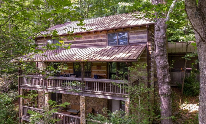 Boone Cabina | Daniel Boone Lodge- Bañera de hidromasaje - Ruta de senderismo a New River - Mesa de billar