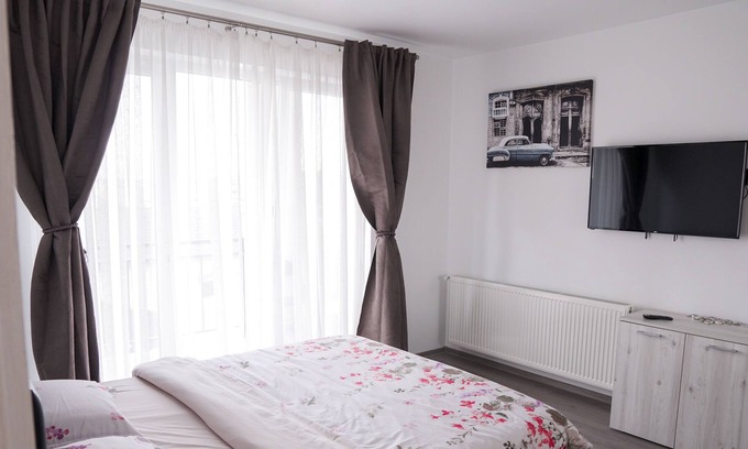 Lazaret Apartamento | Daniel's Central Apartments