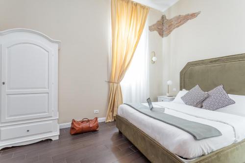 Rione VI Parione Casa | Daplace - La Mongolfiera Rooms in Navona