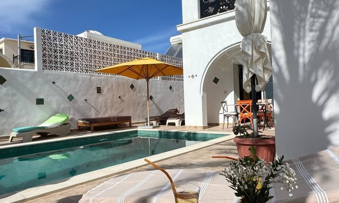 Mezraia Cama Y Desayuno | Dar El Kahina Djerba guest house -Suite AZUR- located 300m from the beach