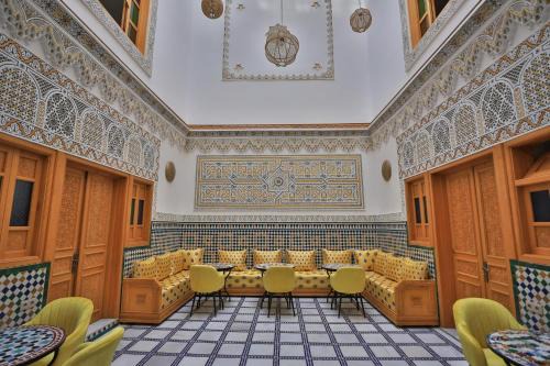 Layoun Casa | Dar Golden Ziat