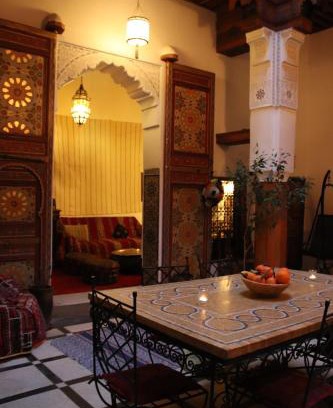 Zekkak Er Roumane Casa | Dar Rbab