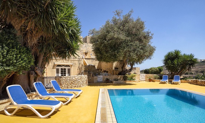 Ghasri Casa | Dar ta' Katarin - 2 bedroom house with valley views