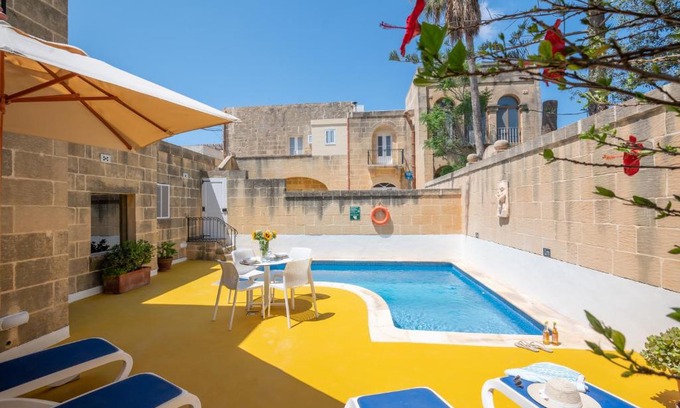 Gharb Casa | Dar ta' Mansi Farmhouse with Private Pool