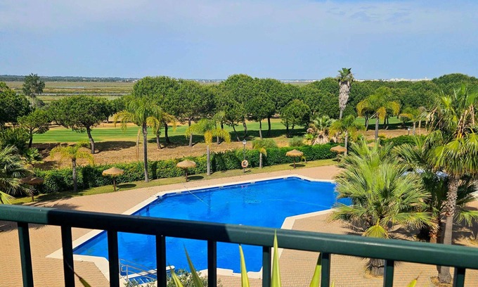Ayamonte Apartamento | DAR01 Vista a la piscina Prado Golf