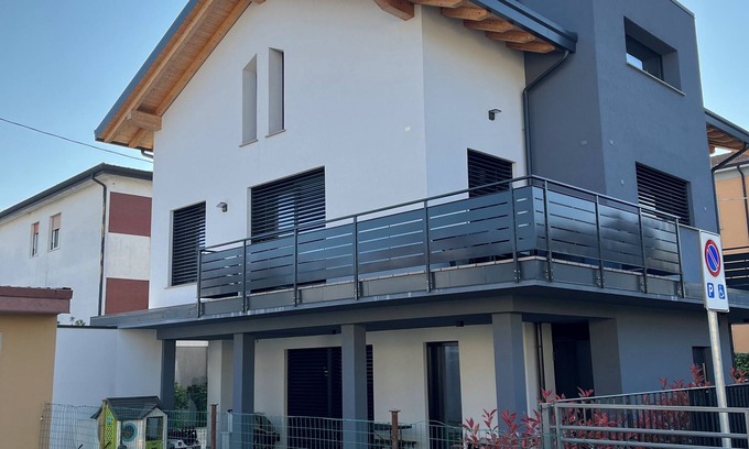Dalmine Casa | Darcellas House - Three bedroom apartment in A4 with Modern Design and strategic location!