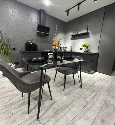 Kaztsik Apartamento | Dark Loft