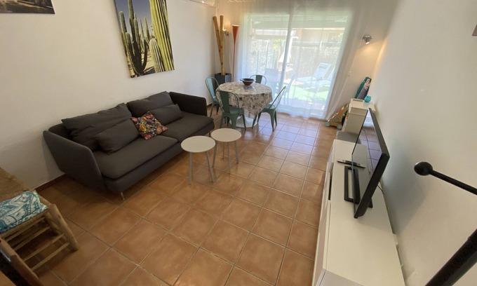 Mas Pinell Chalet De Esquí | Daró 3DB 115 - A/C, piscina y a 300m de la playa