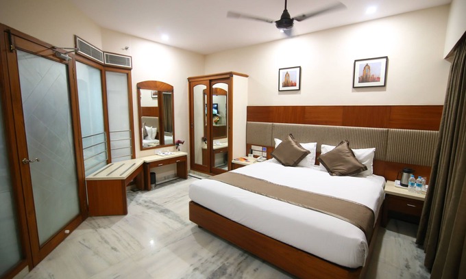 Visakhapatnam Hotel | Daspalla Executive Court