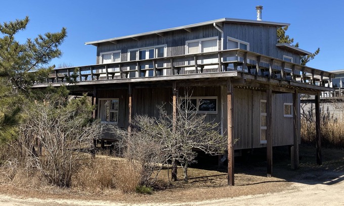 Davis Park Casa | Davis Park, Fire Island, FIOS wifi, A/C throughout, 1800 sq ft