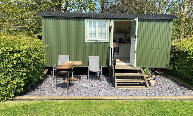 Beccles Cabina | Dawn Chorus Holidays
