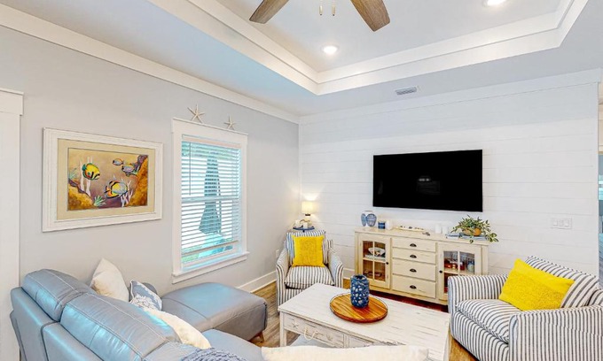West Panama City Beach Casa | Days at the Beach