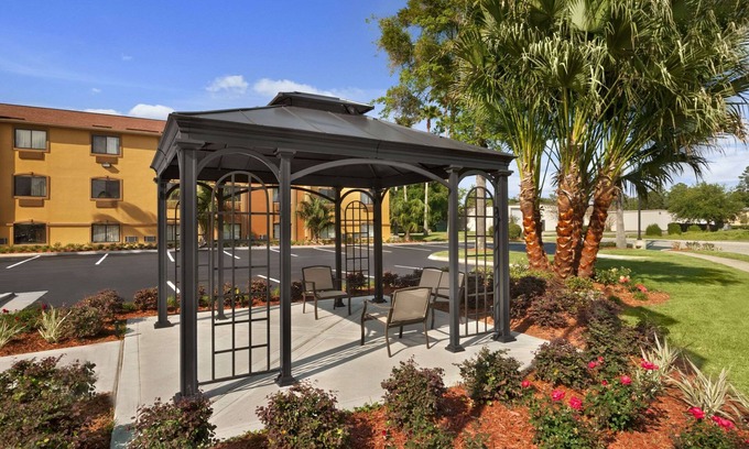 Orange Park Hotel | Days Inn by Wyndham Orange Park/Jacksonville