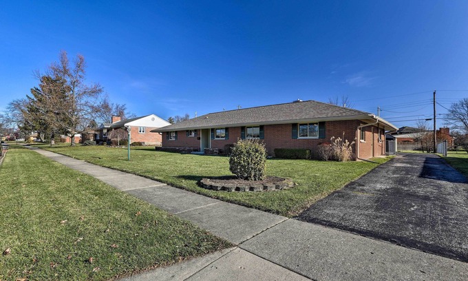 Kettering Casa | Dayton Home w/ Patio & Fire Pit ~ 6 Mi Dtwn!
