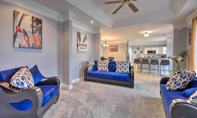 Glenelg Casa | Dayton House w/ Private Hot Tub, Patio, Grill