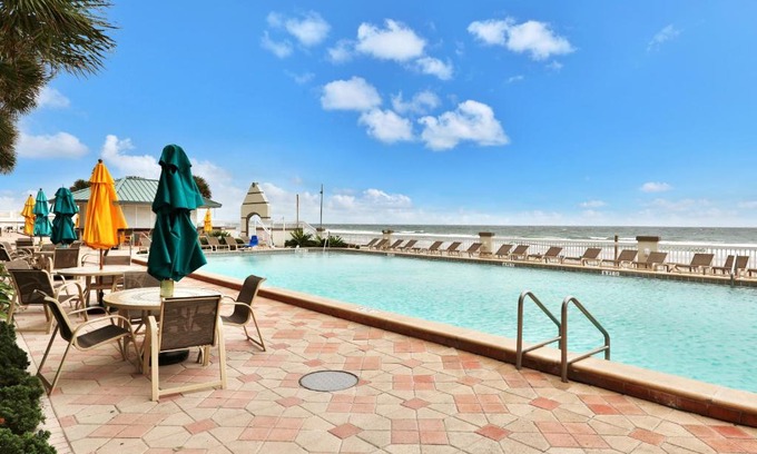 Ortona Park Casa | Daytona Beach Condos