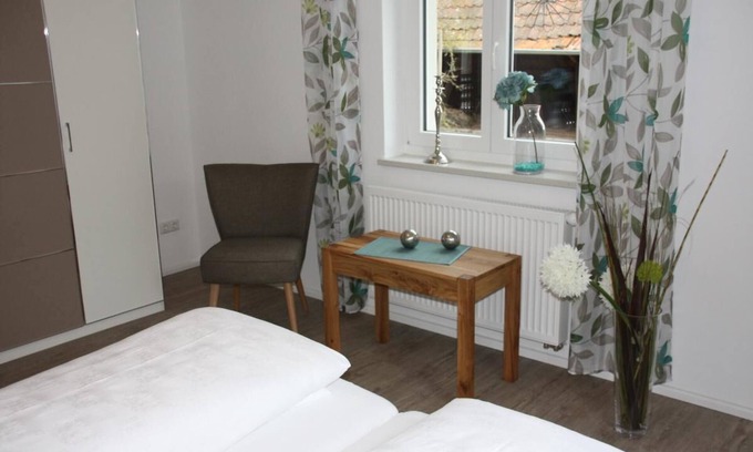 Staffelstein Apartamento | Gemütliche Ferienwohnung (49qm) mit französischem Balkon