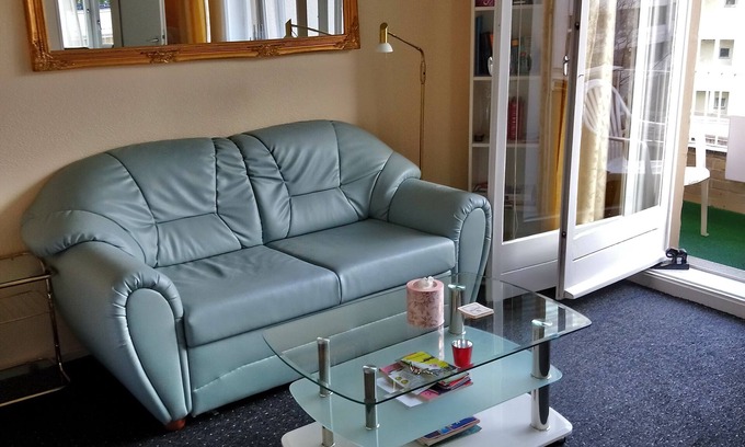 Halensee Apartamento | Exceptional 2-room apartment Apartment in the City - West am Ku'damm with 2bathrooms and p