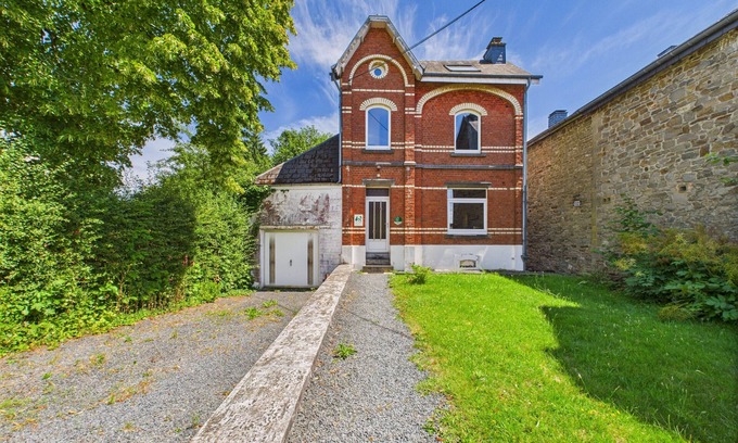 Bertrix Casa | De Dri le Mont by Phil !