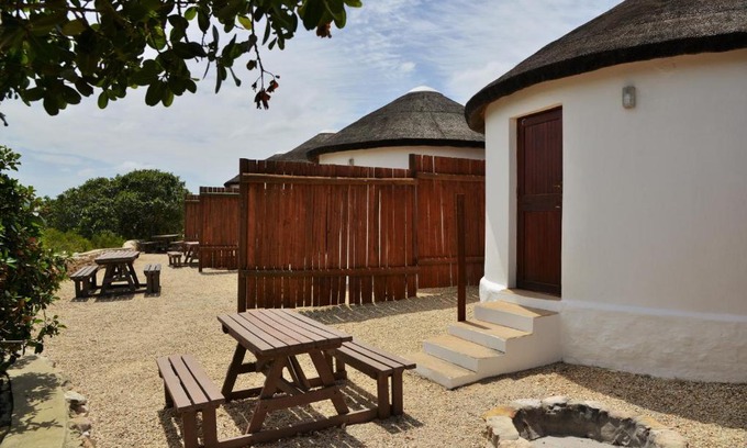 Overberg Complejo | De Hoop Collection - Campsite Rondawels