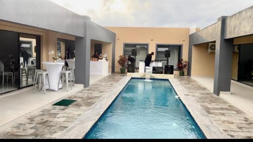 Bulawayo Cama Y Desayuno | De Lux Villa