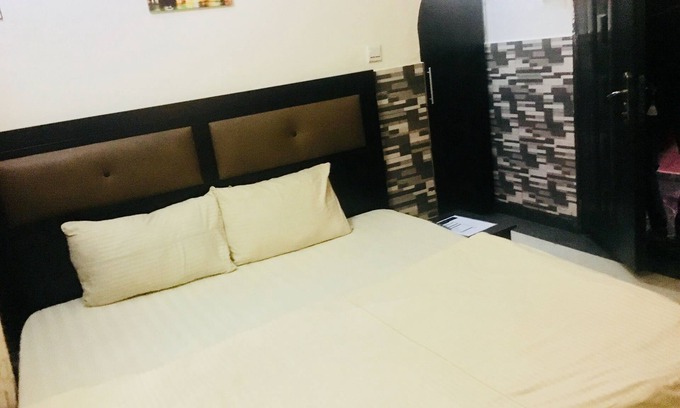 Ibeju Hotel | De Man Hotel