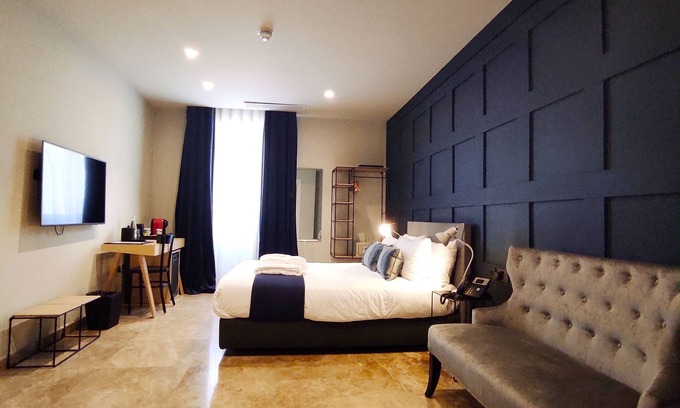 Valletta Hotel | De Manoel