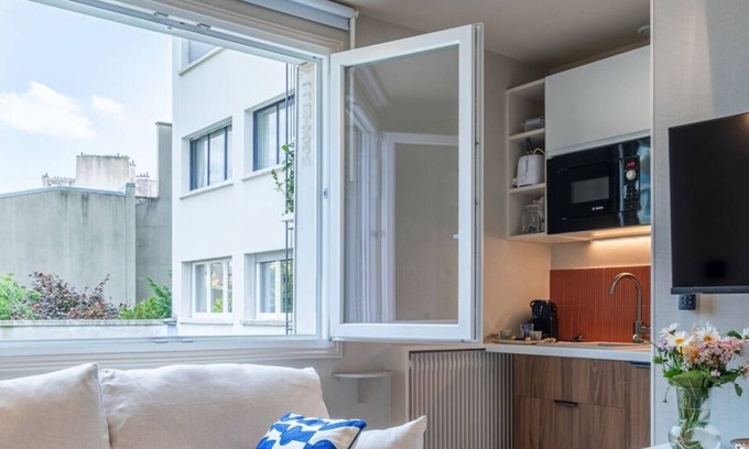 Notre-Dame-des-Champs Apartamento | De Montescal - Cozy Center Studio A/C