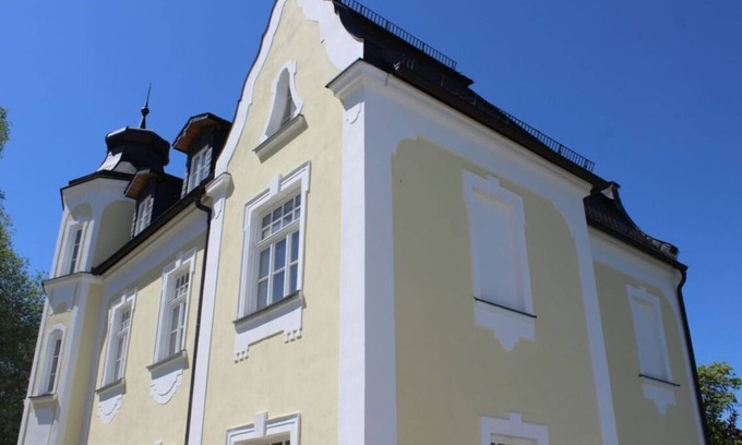 Neukirchen bei Sulzbach-Rosenberg Apartamento | Villa Neidstein - Lujoso apartamento en primera planta
