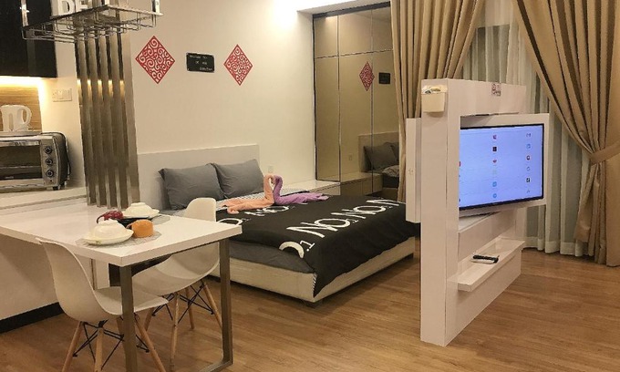 Seri Kembangan Apartamento | De ONe HomeStay#Wifi#Netflix#Highfloor unit