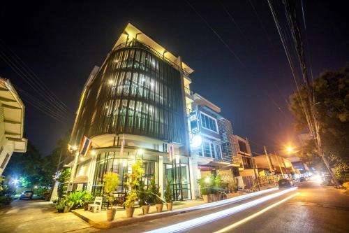 Hat Yai Hotel | De Poem Loft Boutique Residence