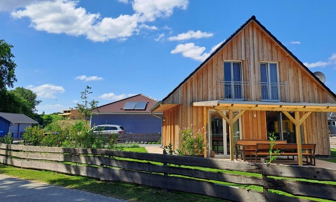 Rheinsberg Casa | Dogs and children welcome, 150m to the beach, fenced property,