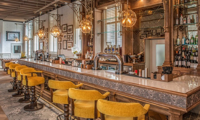 Old Windsor Hotel | De Vere Beaumont Estate