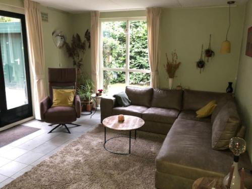 Ewijk Casa | De Zingende Wilg, heerlijk huisje met Hottub