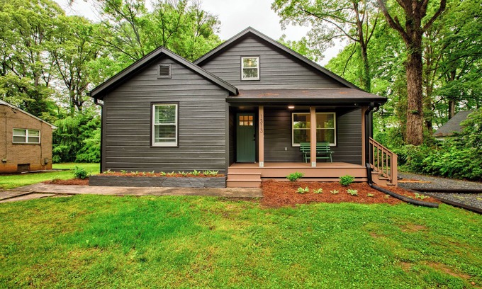 Winston - Salem Casa | Deacon Stays: The Brookwood - Walk to WFU