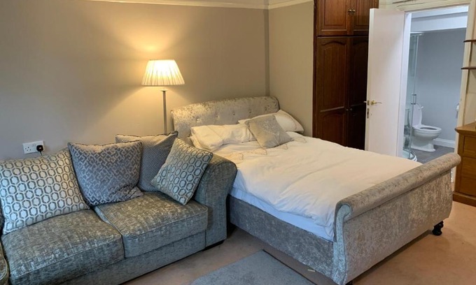 Ashford Casa | Debbie’s Digs