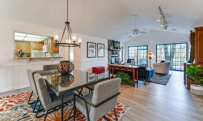 Sky Valley Casa | Deck & Community Perks: Sky Valley Home!