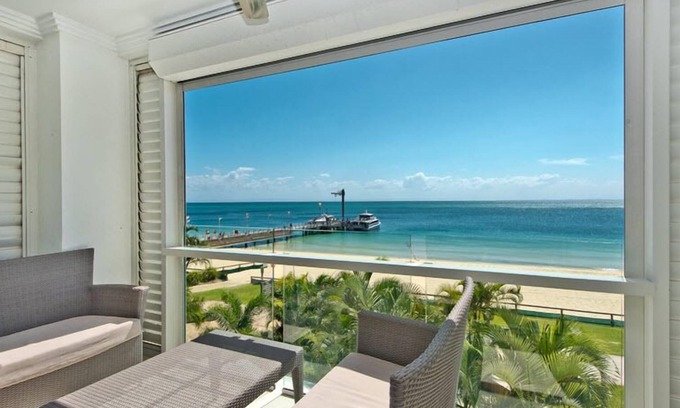 Brisbane Casa | Deep Blue Apartment 20