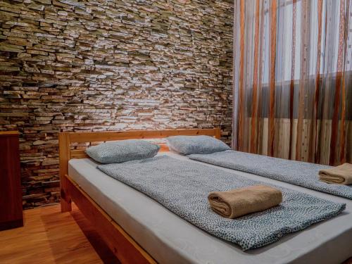 Terezvaros Hostal | DeeP Guest House